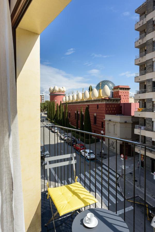 Apartamentos Enfrente Del Museo Dali Фигерас Екстериор снимка