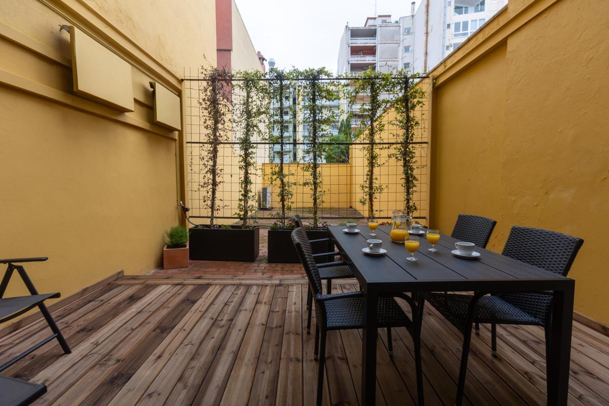 Apartamentos Enfrente Del Museo Dali Фигерас Стая снимка